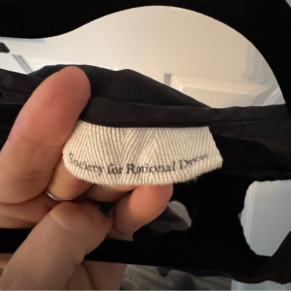 Society For Rational Dress cut out Tank - Picture 4 of 5